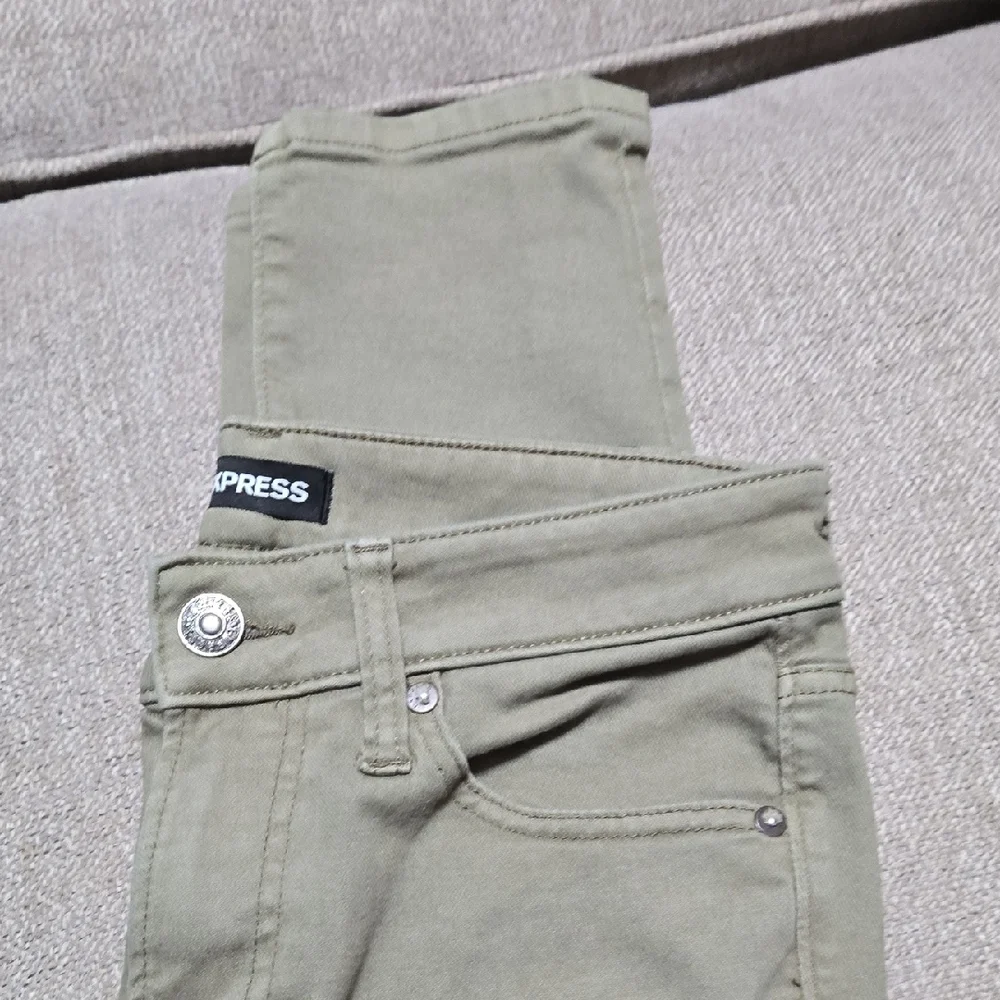 Express Men's Skinny Jeans in Olive - Picture 10 of 10